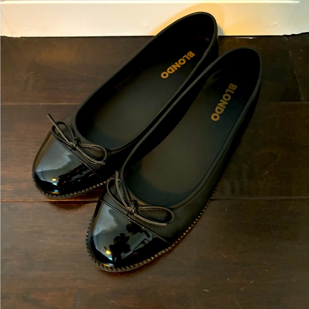 Blondo “Ernie” Style Waterproof Ballet Flat